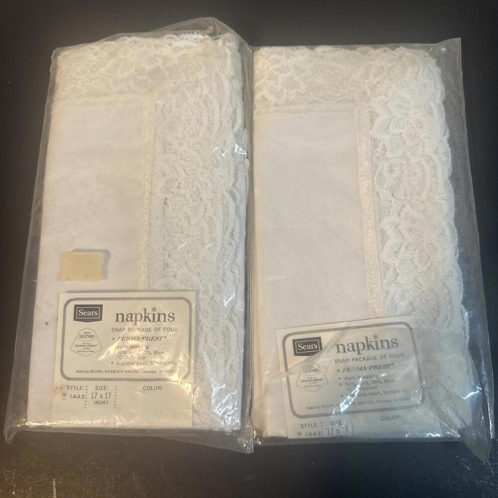 Vintage Sears 8 Napkins White W/ Lace Trim New In Package 17x17 Stain Releasing
